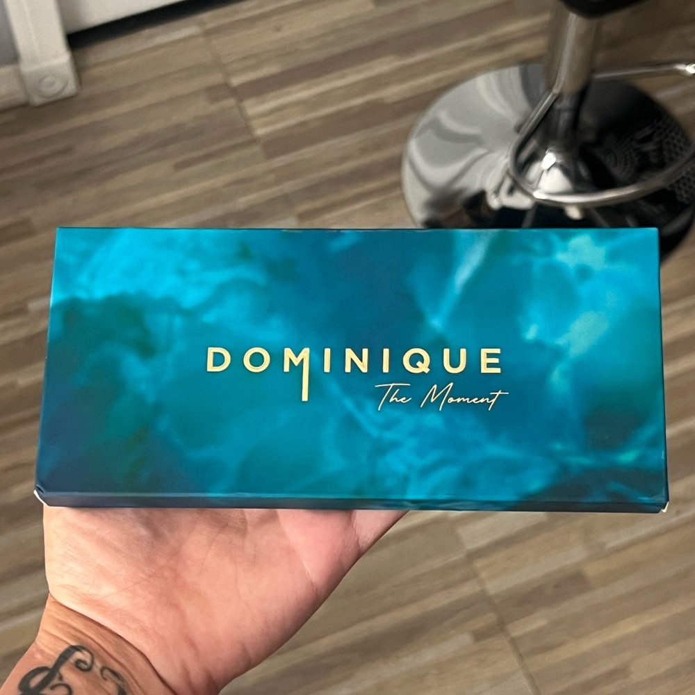 Dominique Cosmetics: The Moment Eyeshadow Palette - Picture 2 of 3